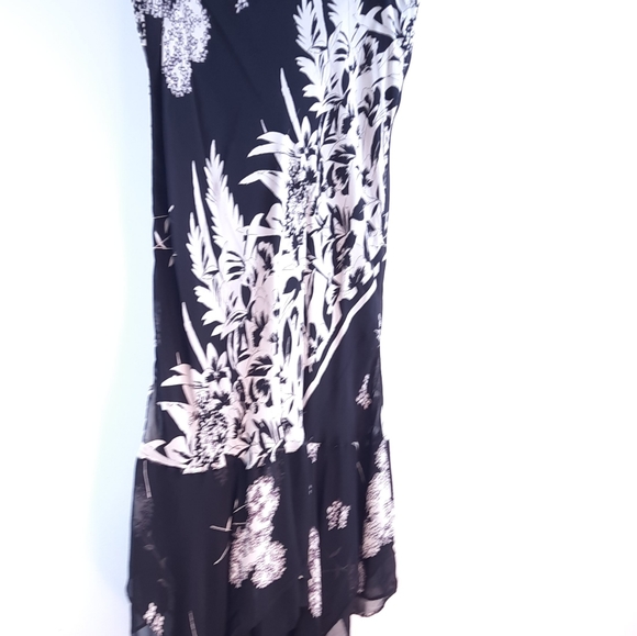 Large Snazzie Sheer asymmetrical black & white floral beaded Maxi skirt - Picture 15 of 15